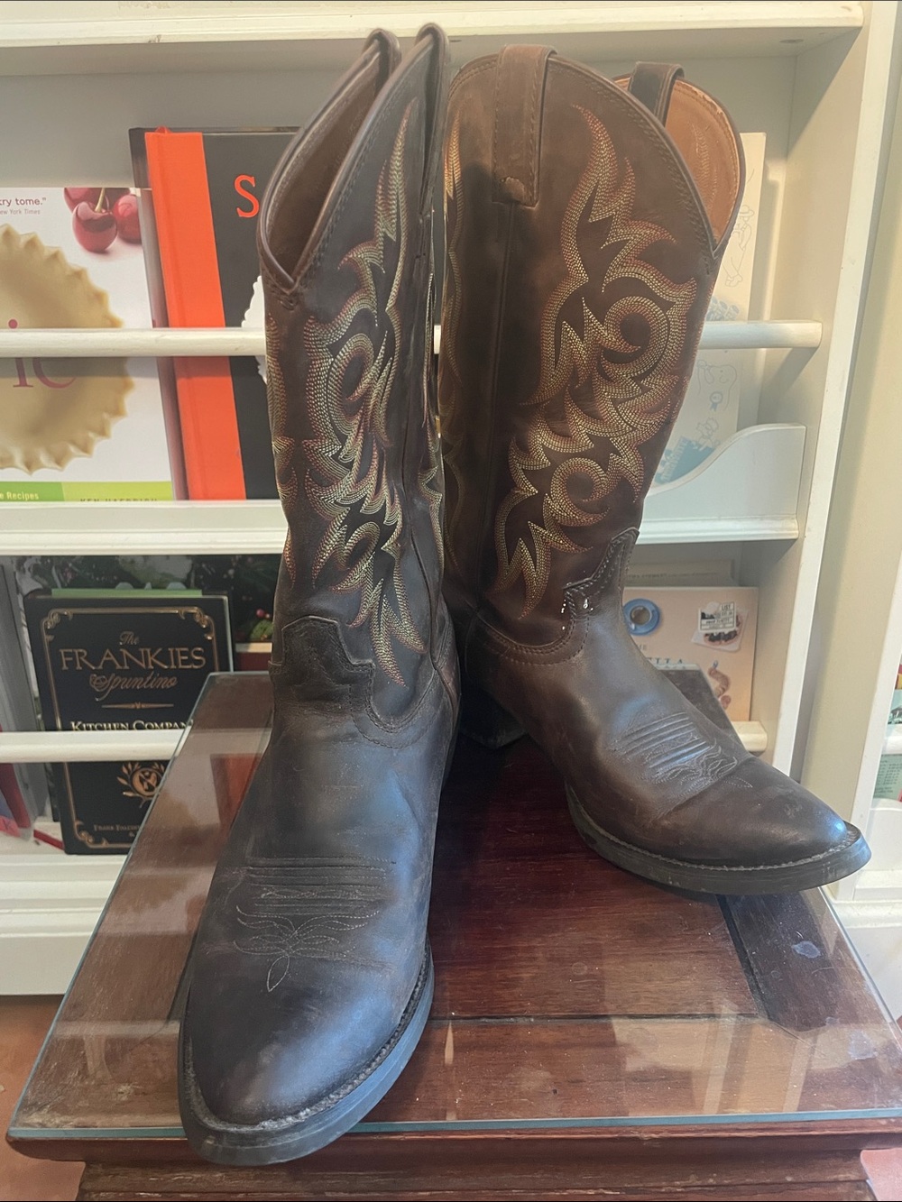 Justin Classic Brown Leather Cowboy Boots
